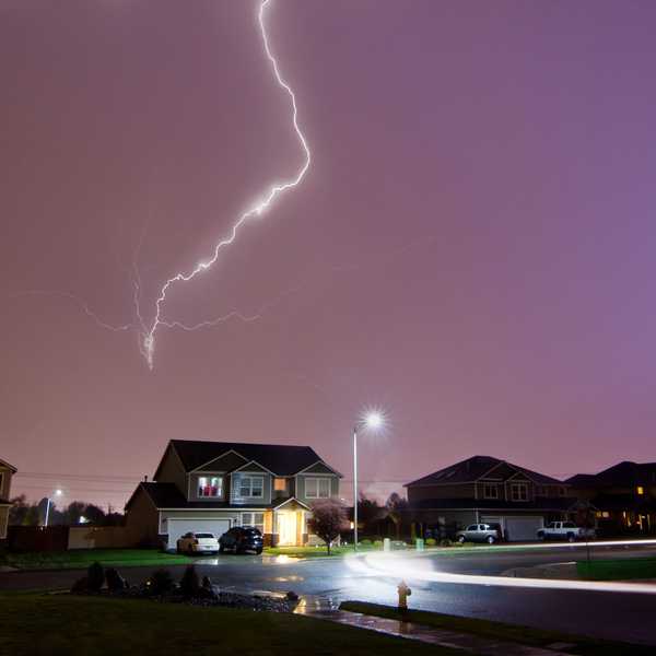 3 meilleures façons de protéger vos appareils pendant une tempête