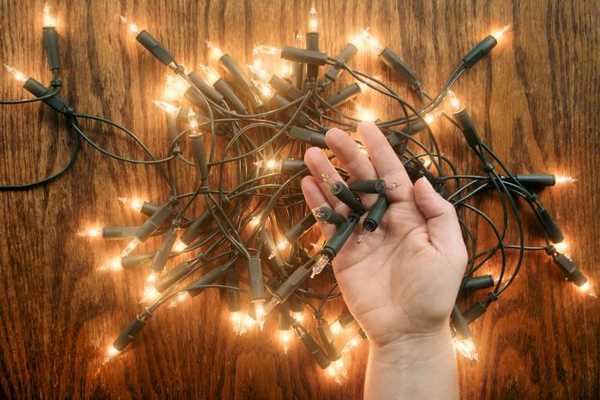 Werfen Sie in dieser Saison keinen einzigen Strang mit diesem Reparaturwerkzeug für Weihnachtslichter aus