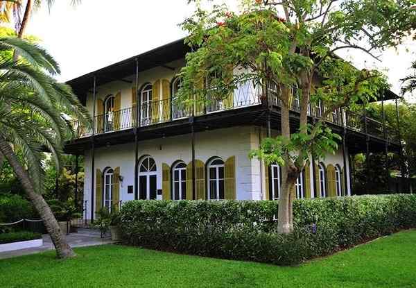 Cómo la histórica casa de Hemingway supera el calor y la humedad de Florida