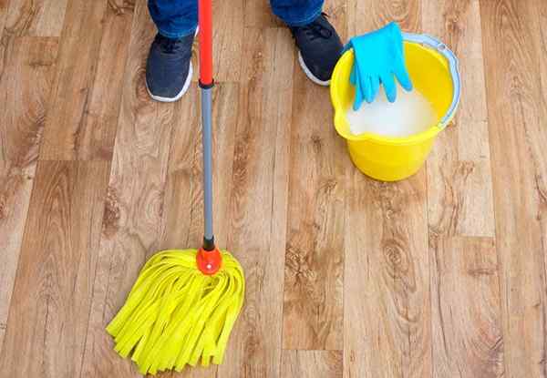 Comment faire votre propre nettoyeur de plancher de bois franc