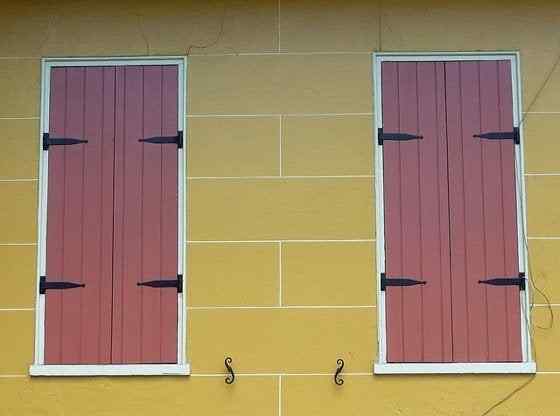 Cómo seleccionar persianas de tormenta