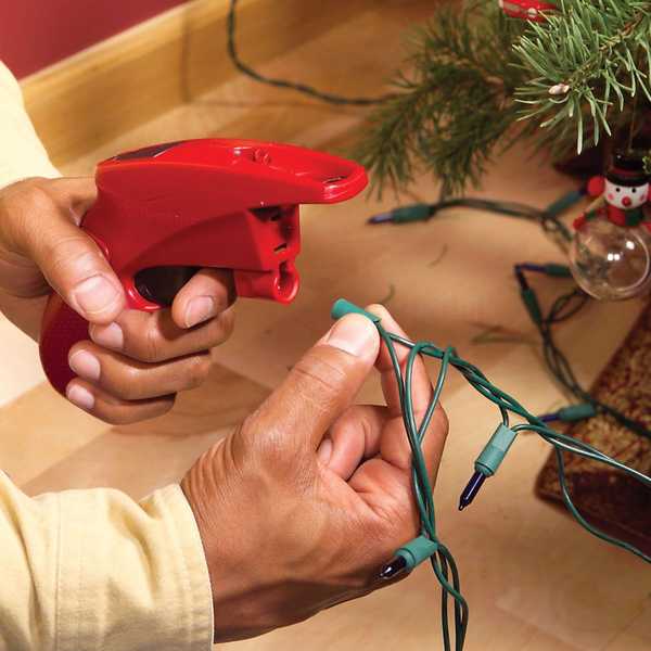 Comment tester les lumières de Noël avec un testeur léger