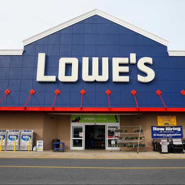 Lowe's presenta nuevas herramientas eléctricas 'flex' para profesionales