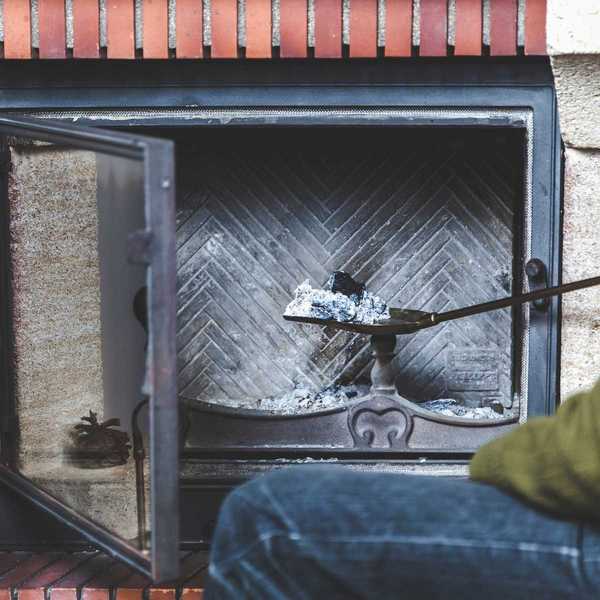 Préparez votre cheminée à bois pour l'hiver