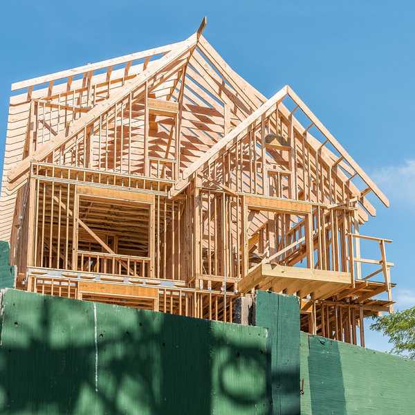 Rekord hohe Holzpreise behindern immer noch das Heimgebäude