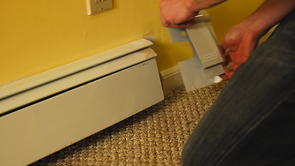 Spruce Up Old Baseboard Heaters Dengan Penutup Penggantian DIY Bergaya