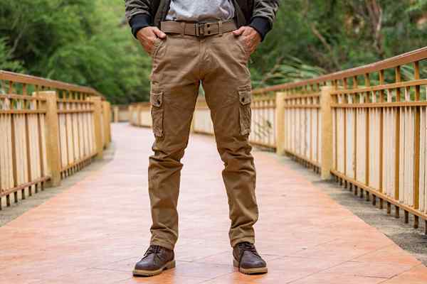 Le meilleur pantalon de fret pour hommes et femmes