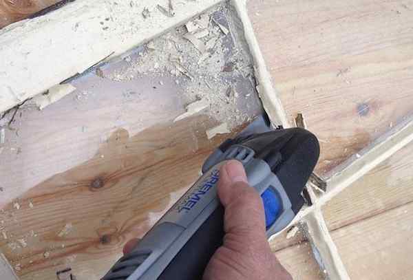 Dremel multi-max yang membiarkan pereka alat longgar?