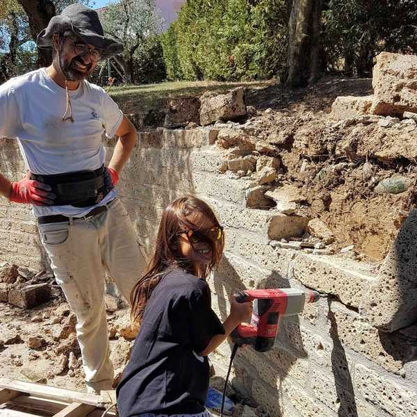 La importancia de construir chicas con confianza de bricolaje