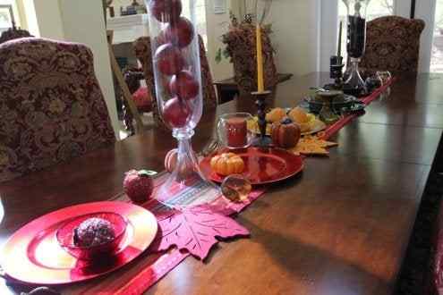 Neste Dia de Ação de Graças, encaixe a todos na mesa da sala de jantar