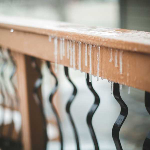 Tarefas de outono para o inverno seu deck