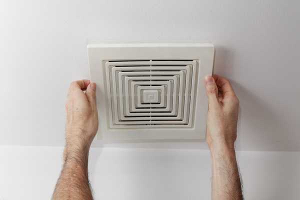 Qué saber sobre los ventiladores de escape del baño