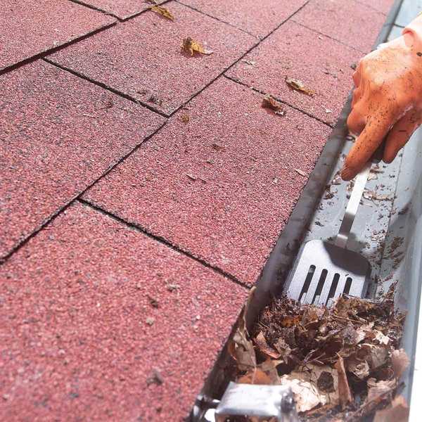 Winterize Your Gutters ahora para evitar arrepentirse en el camino