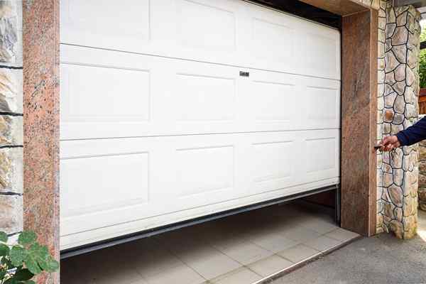 6 choses à savoir sur l'installation des ouvertures de porte de garage