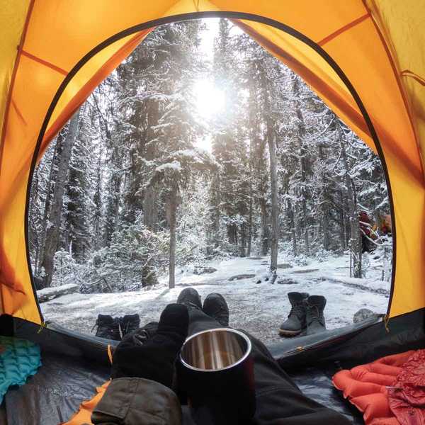 Meilleurs conseils de camping d'hiver pour rester au chaud