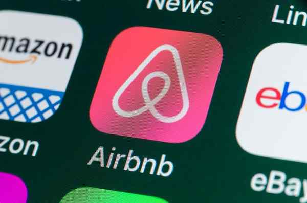 Cómo Airbnb predice el trabajo remoto afectará los viajes en 2021