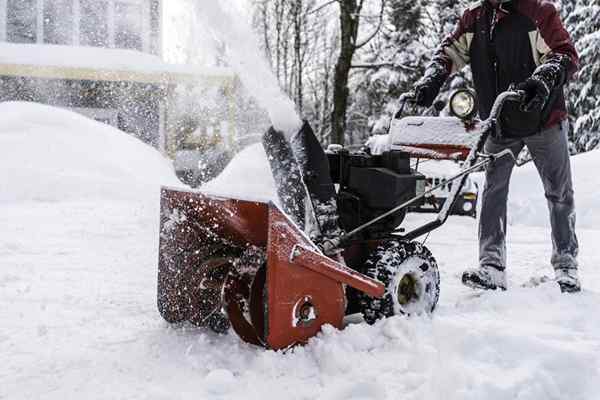 Cómo mantener un soplador de nieve para el máximo rendimiento