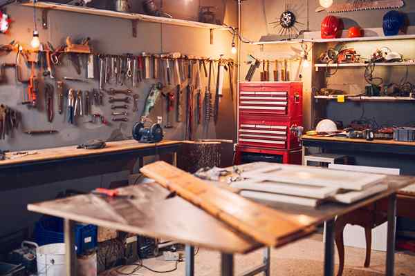 Configuration de l'atelier de la disposition idéale pour votre atelier de travail du bois