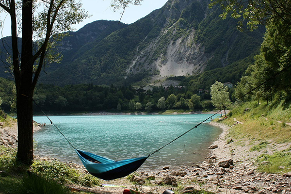 Las mejores hamacas para acampar para el aire libre