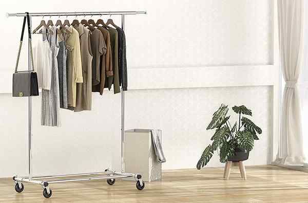 Les meilleures racks à vêtements pour les chambres sans placard