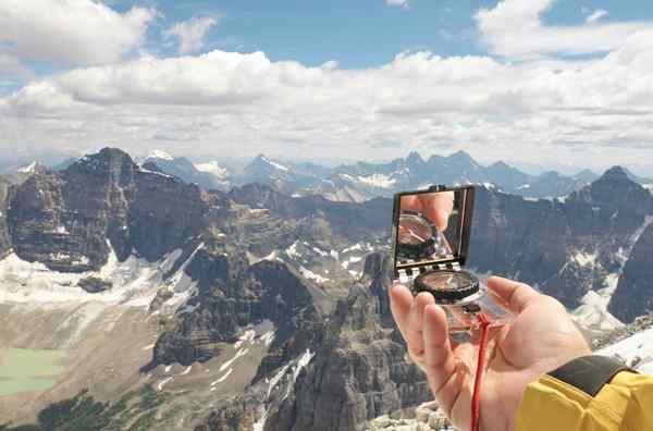 Las mejores brújulas para aventuras al aire libre