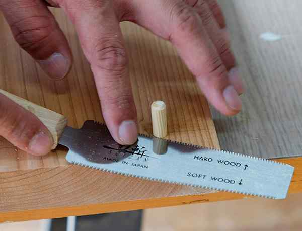 As melhores serras de enfrentamento para cortar molduras