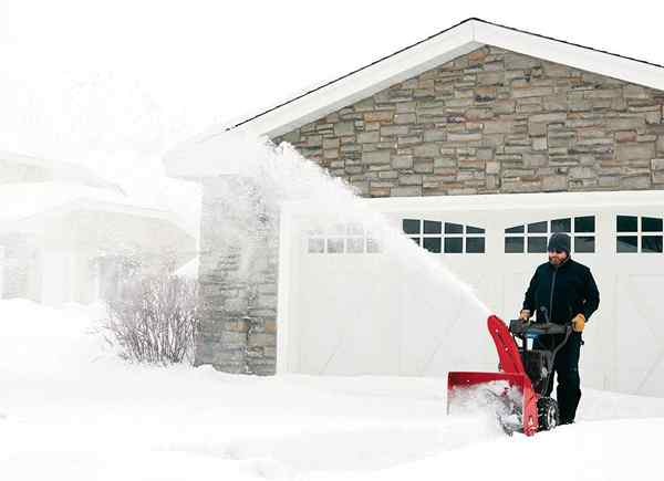 Toro recuerda $ 1,200 tostar de nieve cómo reparar el suyo gratis para evitar lesiones graves