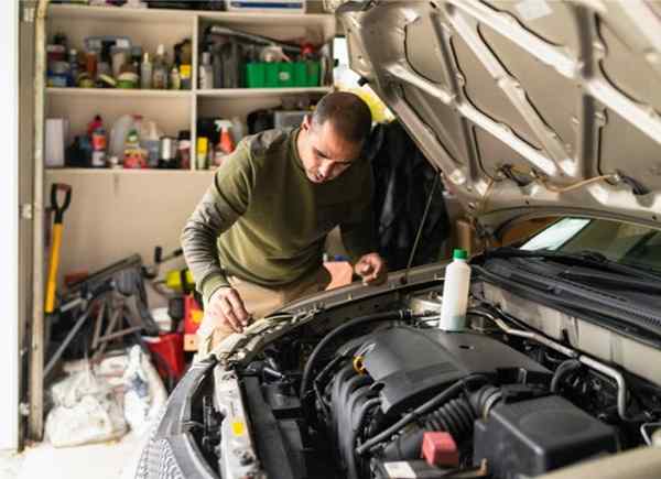 13 alat penting untuk penyelenggaraan auto DIY