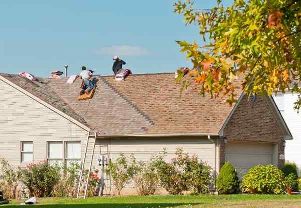 5 langkah untuk menyewa roofer yang betul