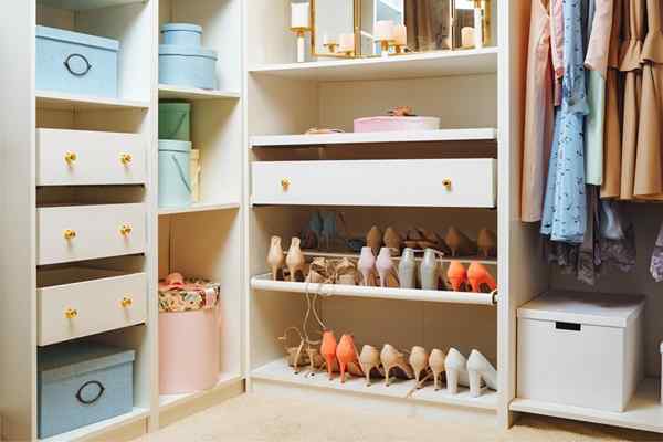 25 Idea Organisasi Closet untuk Menjimatkan Ruang dan Keanaman