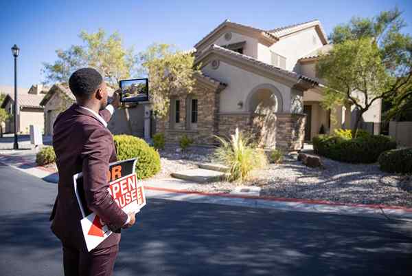 4 cosas cruciales para saber al fijar el precio de su casa a la venta en el mercado volátil de hoy