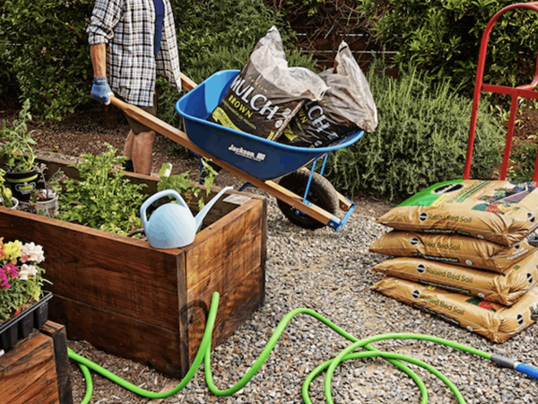 Lowes Springfest Sale hat erstaunliche Angebote für Mulch, Rasenpflege und mehr