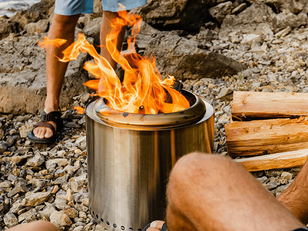 Solo Stove Fire Pits są teraz w najniższych cenach za sprzedaż 4 lipca