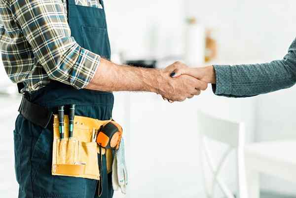 Der beste Handwerker in meiner Nähe, wie man den besten Handwerker in meiner Nähe einstellt, basierend auf Kosten, Problem und anderen Überlegungen