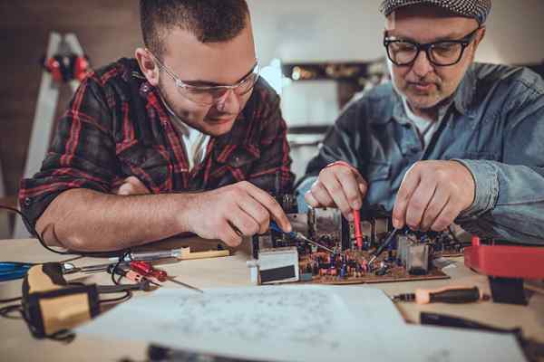 Les meilleures écoles électriciennes en ligne de 2023