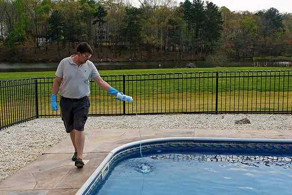 Os melhores algaecidas de piscina de 2023