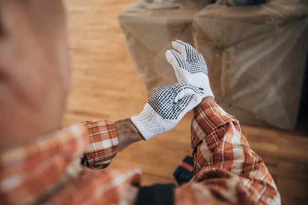 11 Dinge, die Sie nicht ohne Handschuhe tun sollten