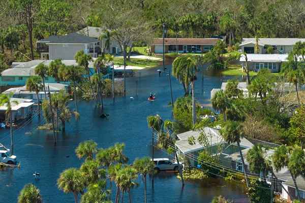 5 endroits dans le u.S. Où les maisons sont presque non assurables à cause des ouragans et des inondations