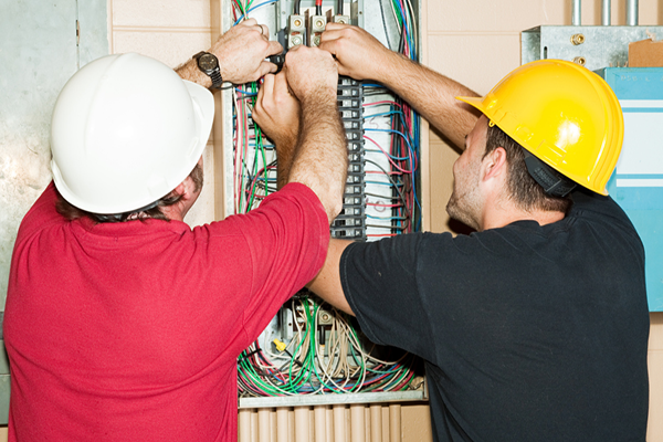 ¿Cuánto cuesta reemplazar un panel eléctrico??