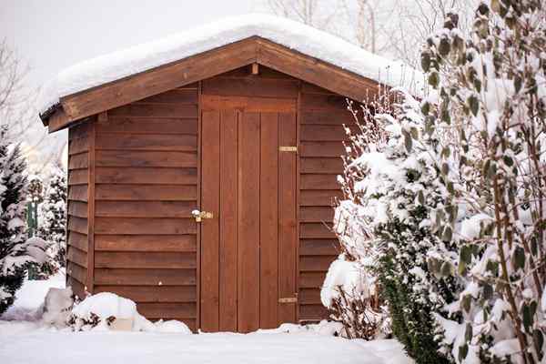 Comment isoler un hangar en 8 étapes faciles