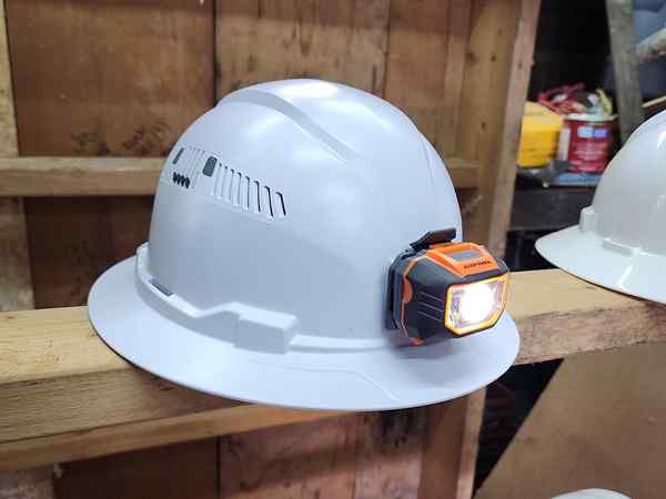 Klein Hard Hat Review to ten wentylowany hard hat Wart?